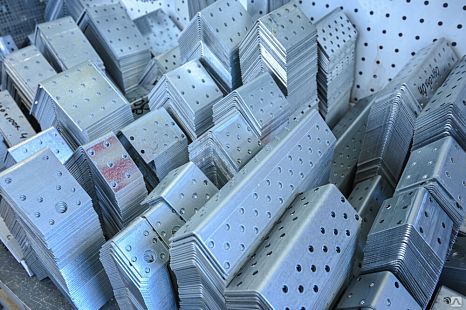 Крепежный анкерный угол KUL-40х200х40 (50 шт/кор)-1,8 мм
